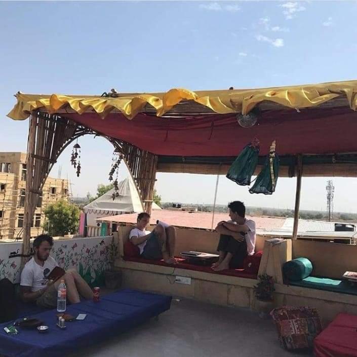 Resting Love Hostel 斋沙默尔 外观 照片